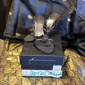 Giuseppe Zanotti- Raso Doppiato Nero